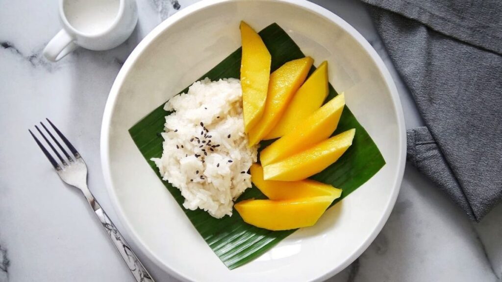 Cara Membuat Mango Sticky Rice Smoothie